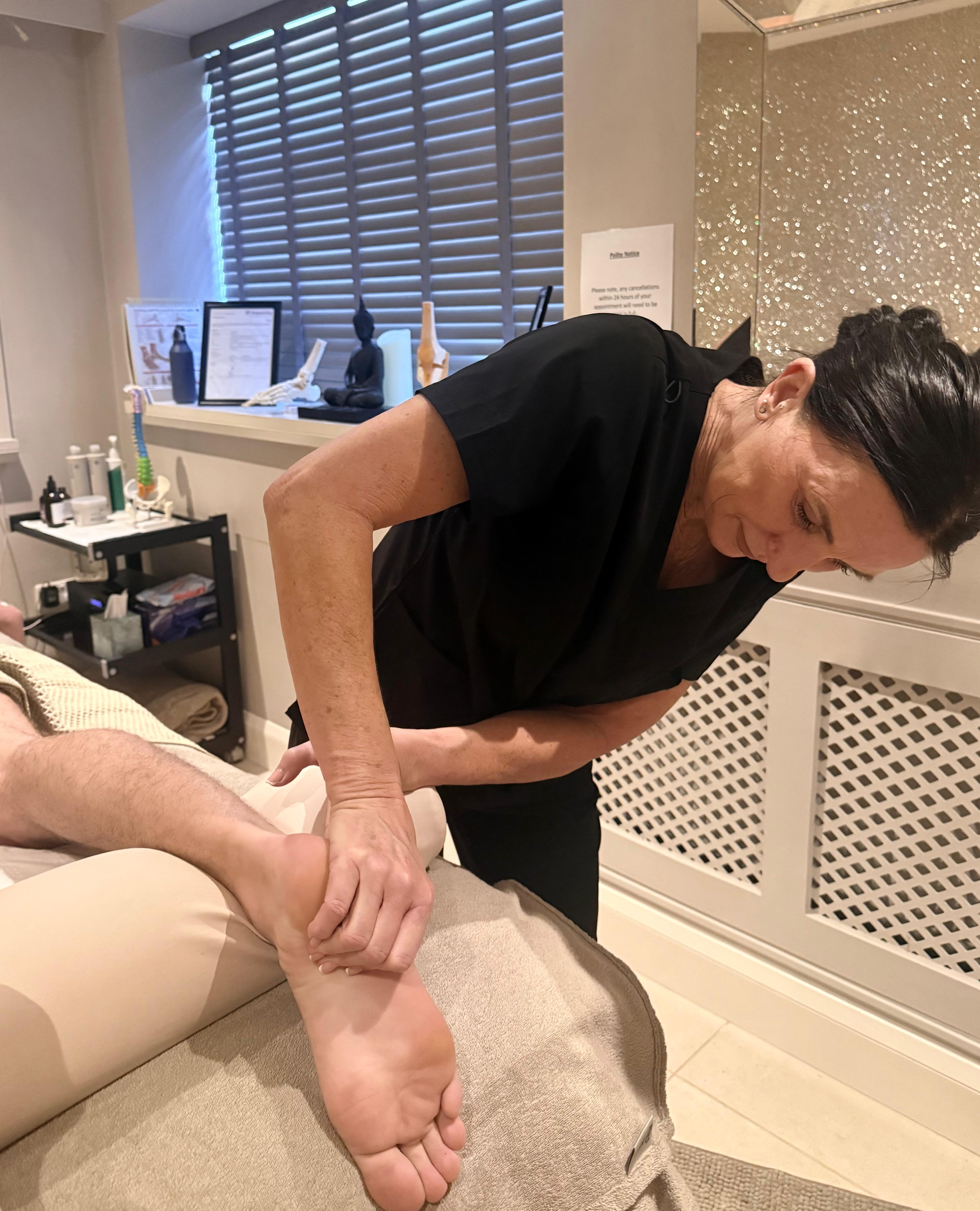 Manual lymphatic drainage treatment by Jacqueline Baugh Sports Therapy